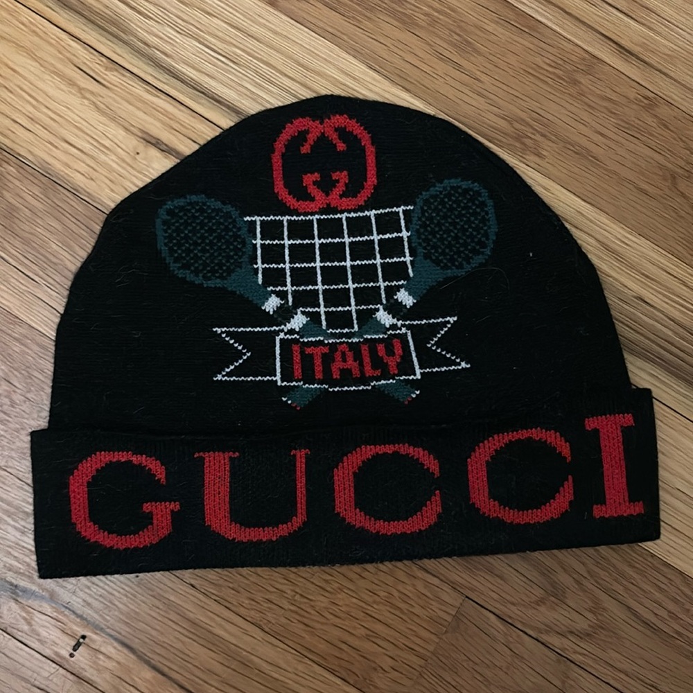 Black Gucci hat men/women